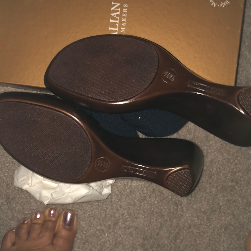 Sandles/shoe - Picture 6 of 6